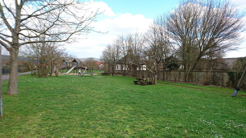 Ferienhaus Vom Bahratal Hausen (Rhon-Grabfeld) Exterior foto